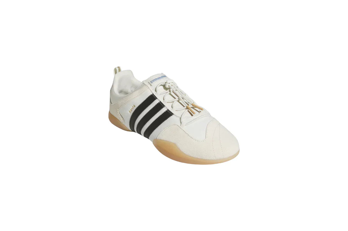 Ballerina Bad Bunny Off White Black