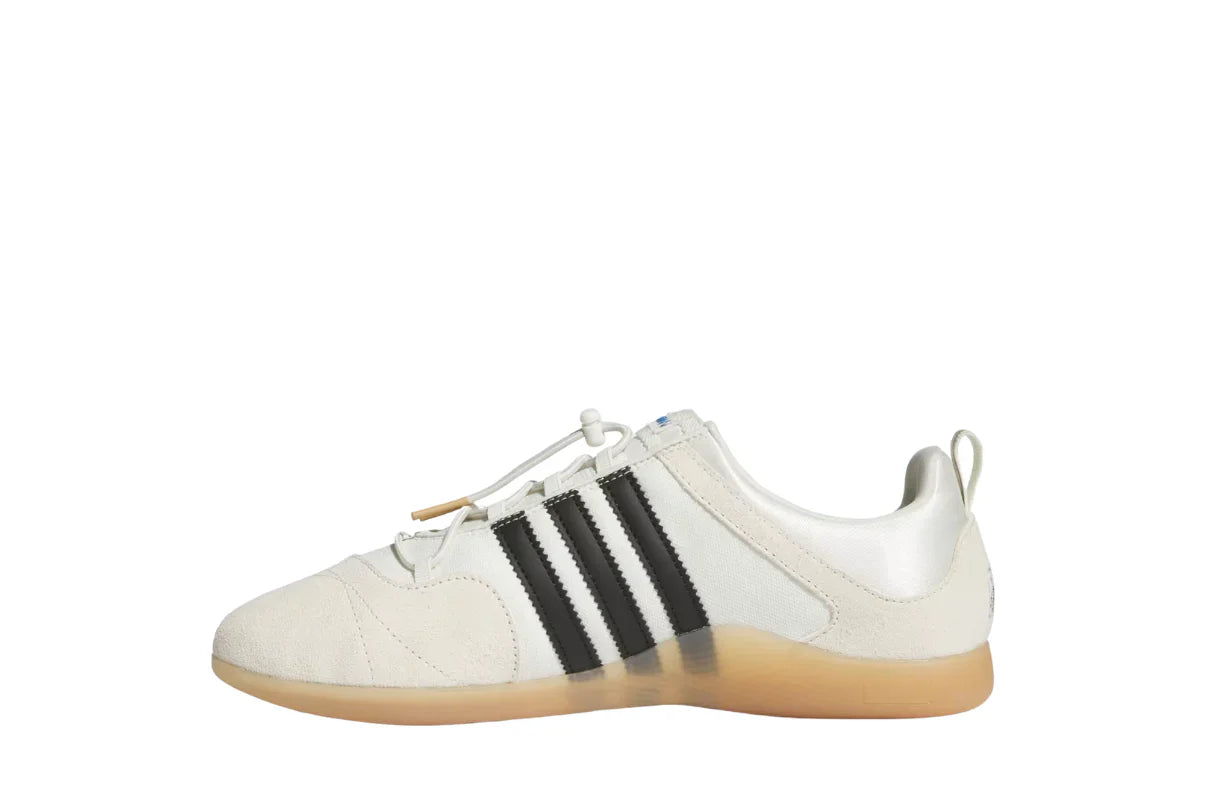 Ballerina Bad Bunny Off White Black