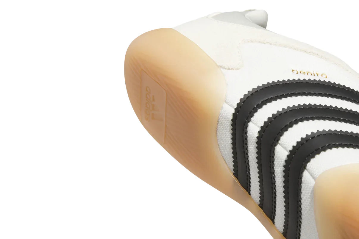 Ballerina Bad Bunny Off White Black