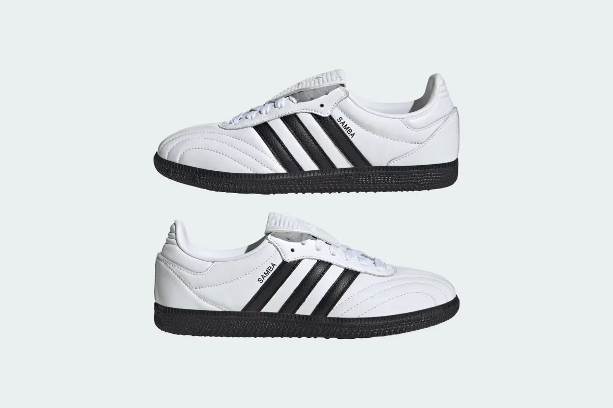 Cloud White Core Black