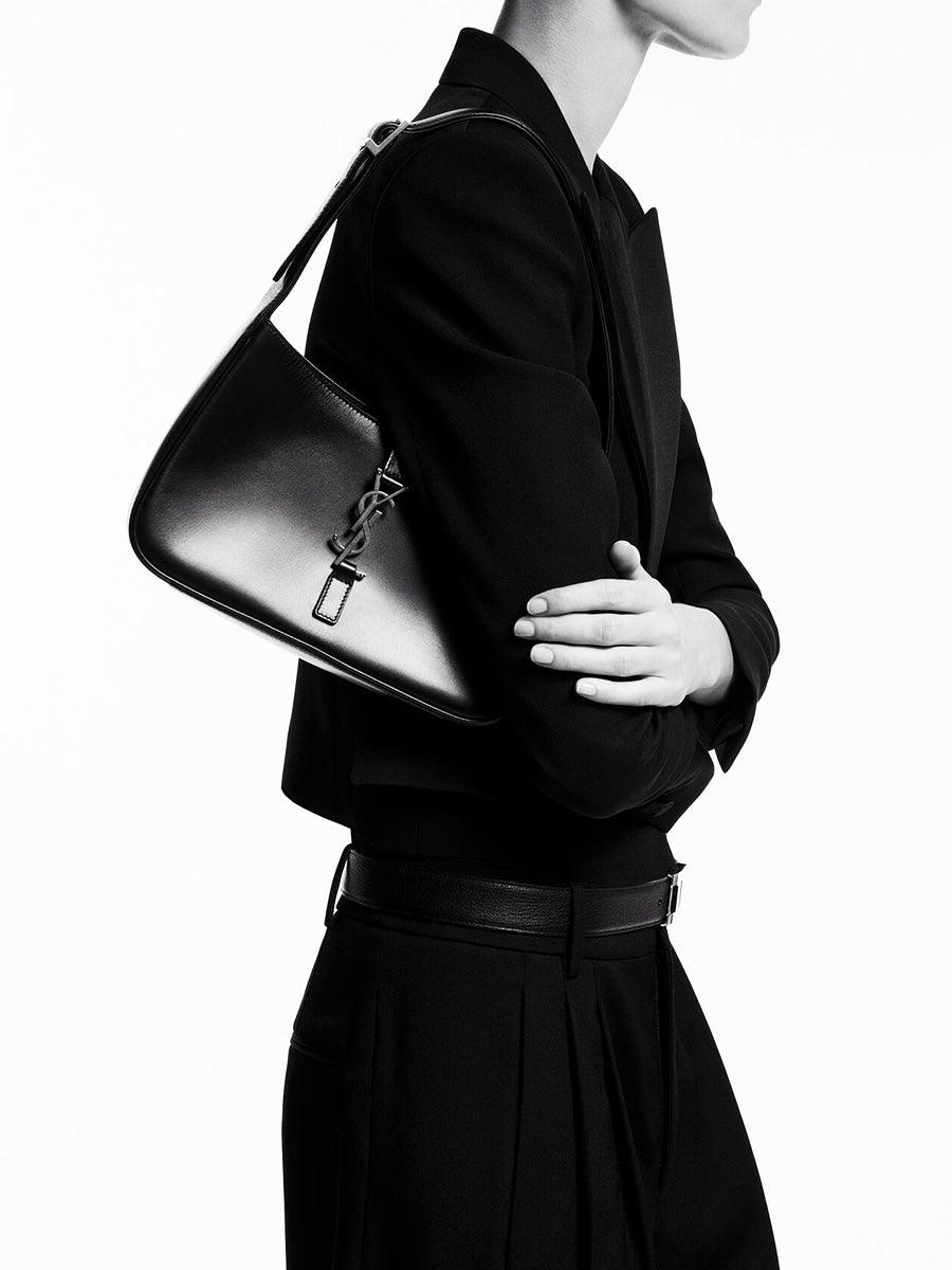 Le 5 a 7 Hobo Bag in Smooth Leather