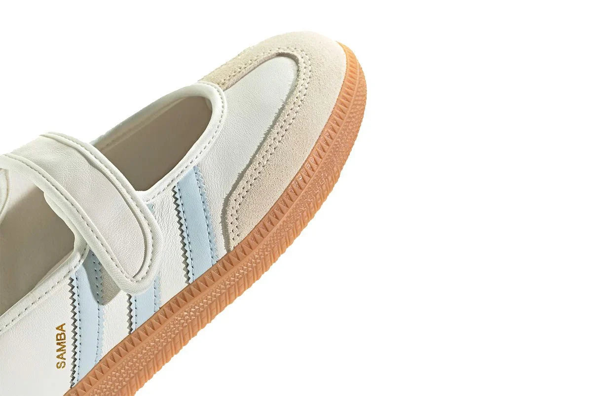 White Blue Gum
