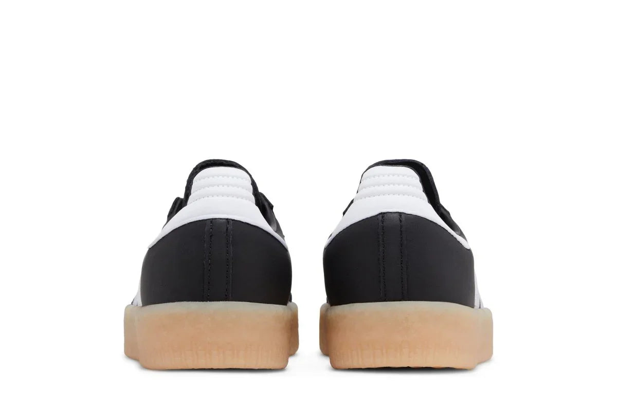 Black White Gum