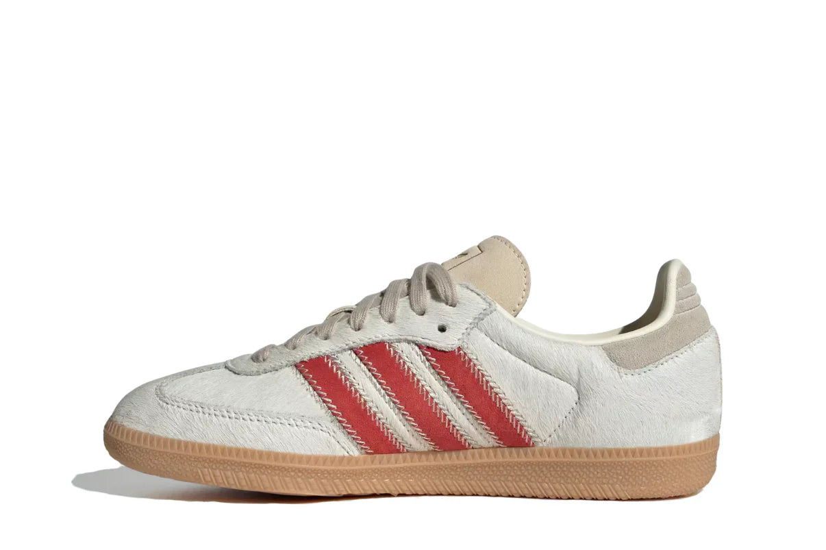 Beige Better Scarlet