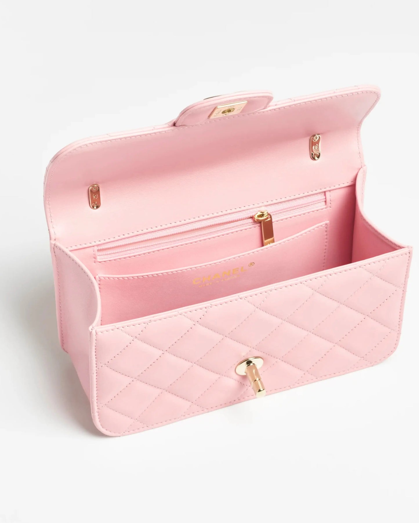Classy Pink Flapbag