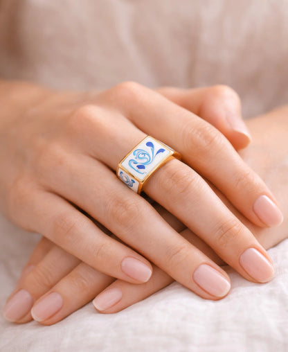 Blue Macaw Ring – 18K Gold Plated