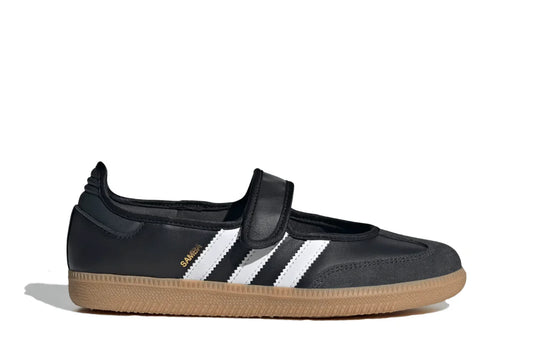 Black White Gum
