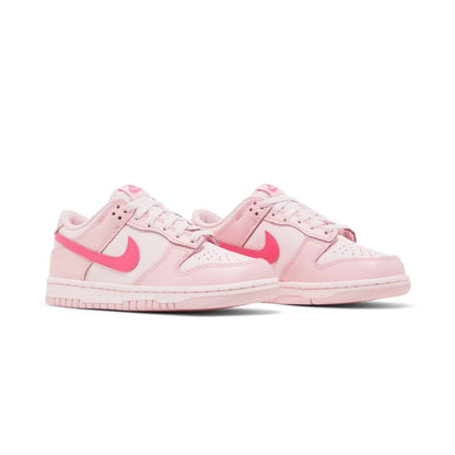 Dunk Low Triple Pink