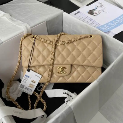 Classic  Leather Flap Bag Medium