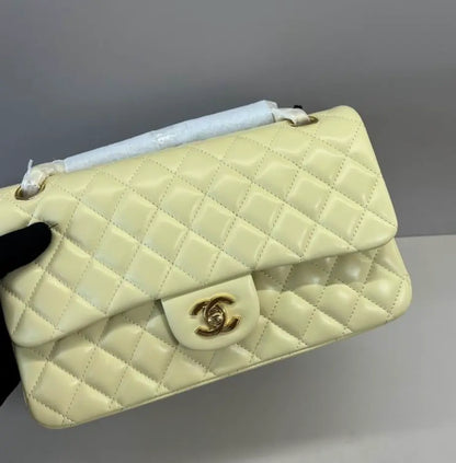 Classic  Leather Flap Bag Medium