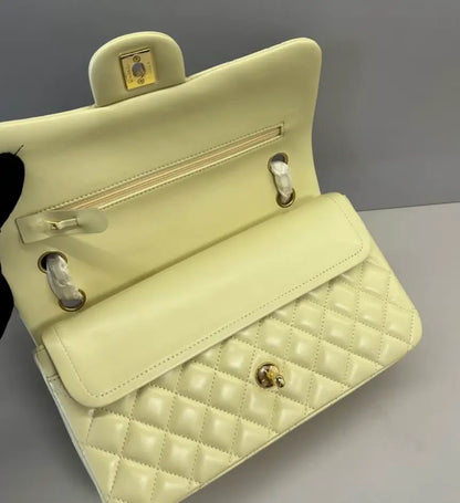 Classic  Leather Flap Bag Medium