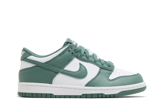 Low Bicoastal Green