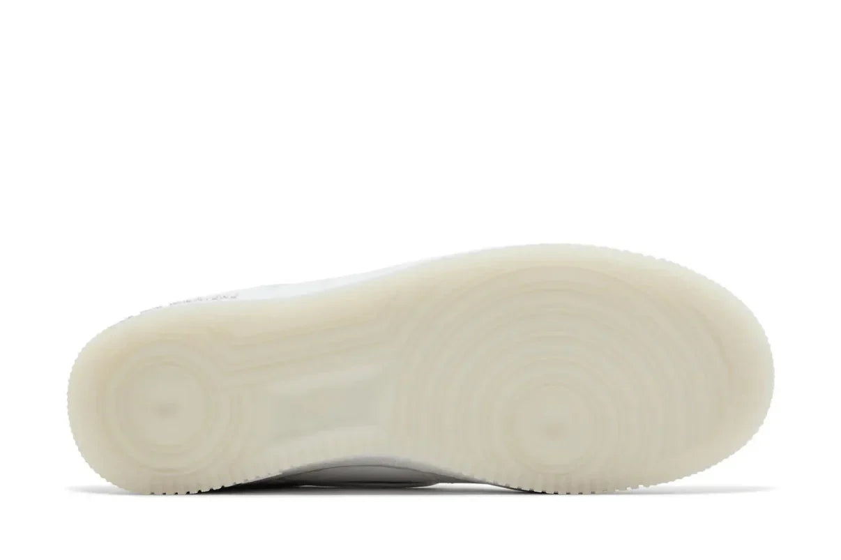 Force Low Triple White