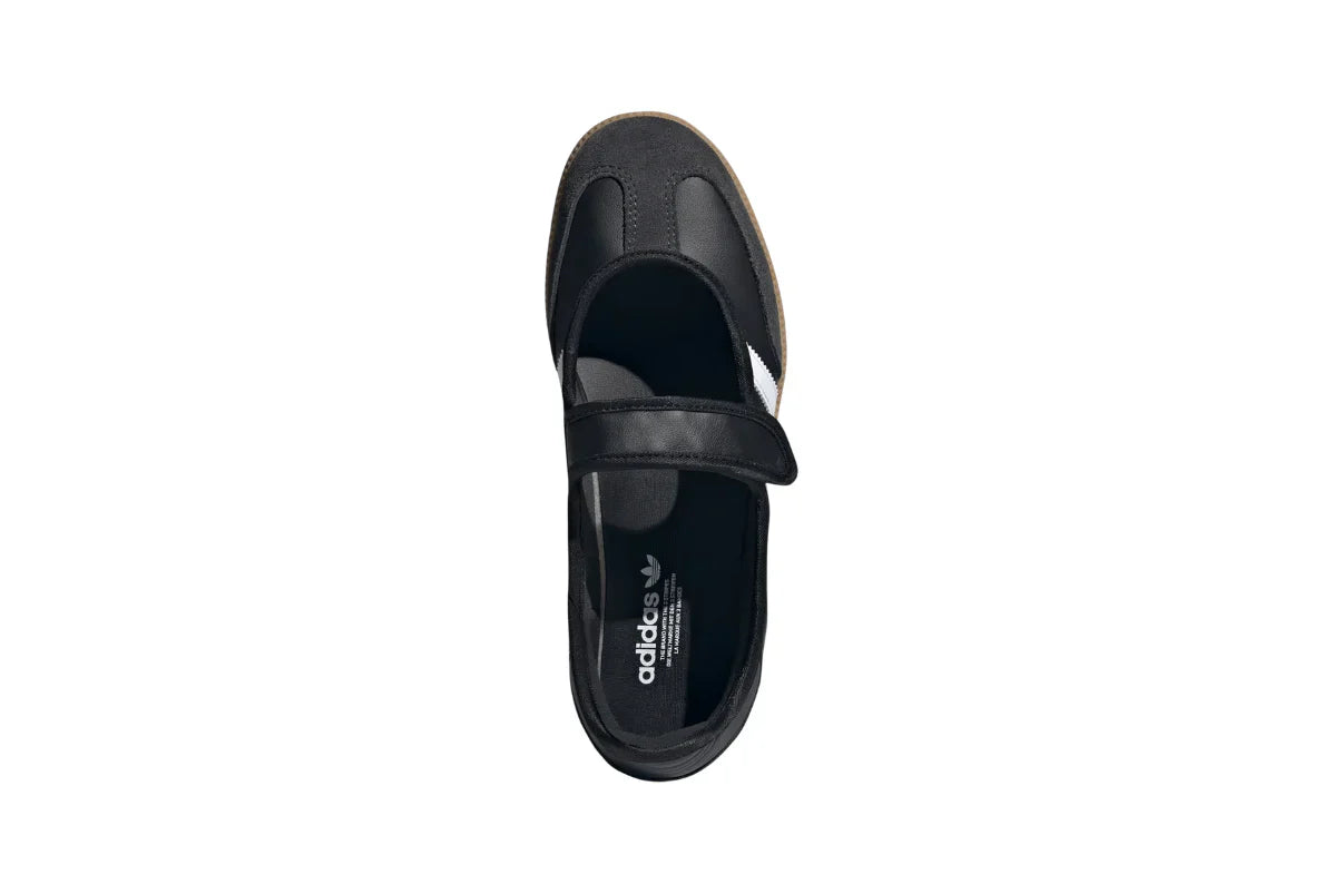 Black White Gum