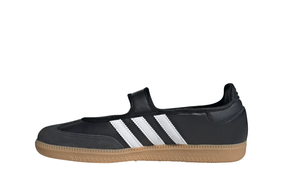 Black White Gum