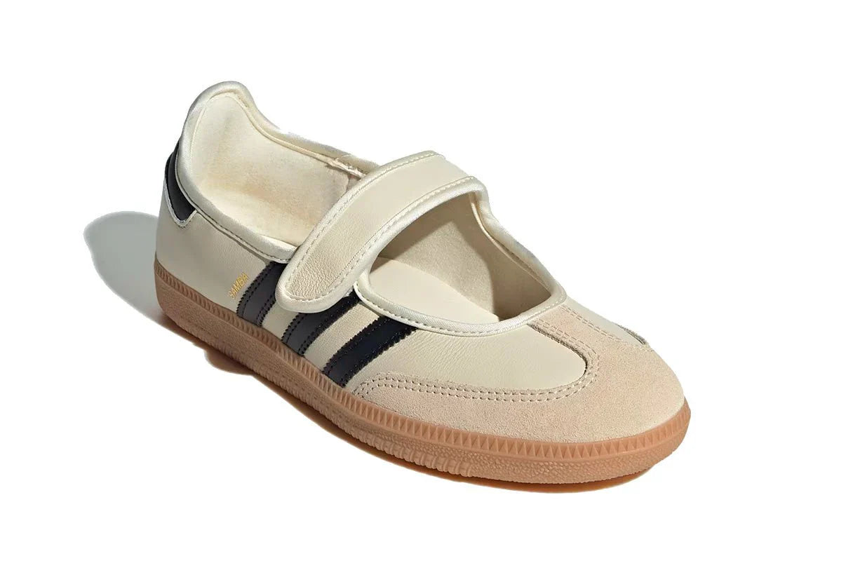Cream Black Gum