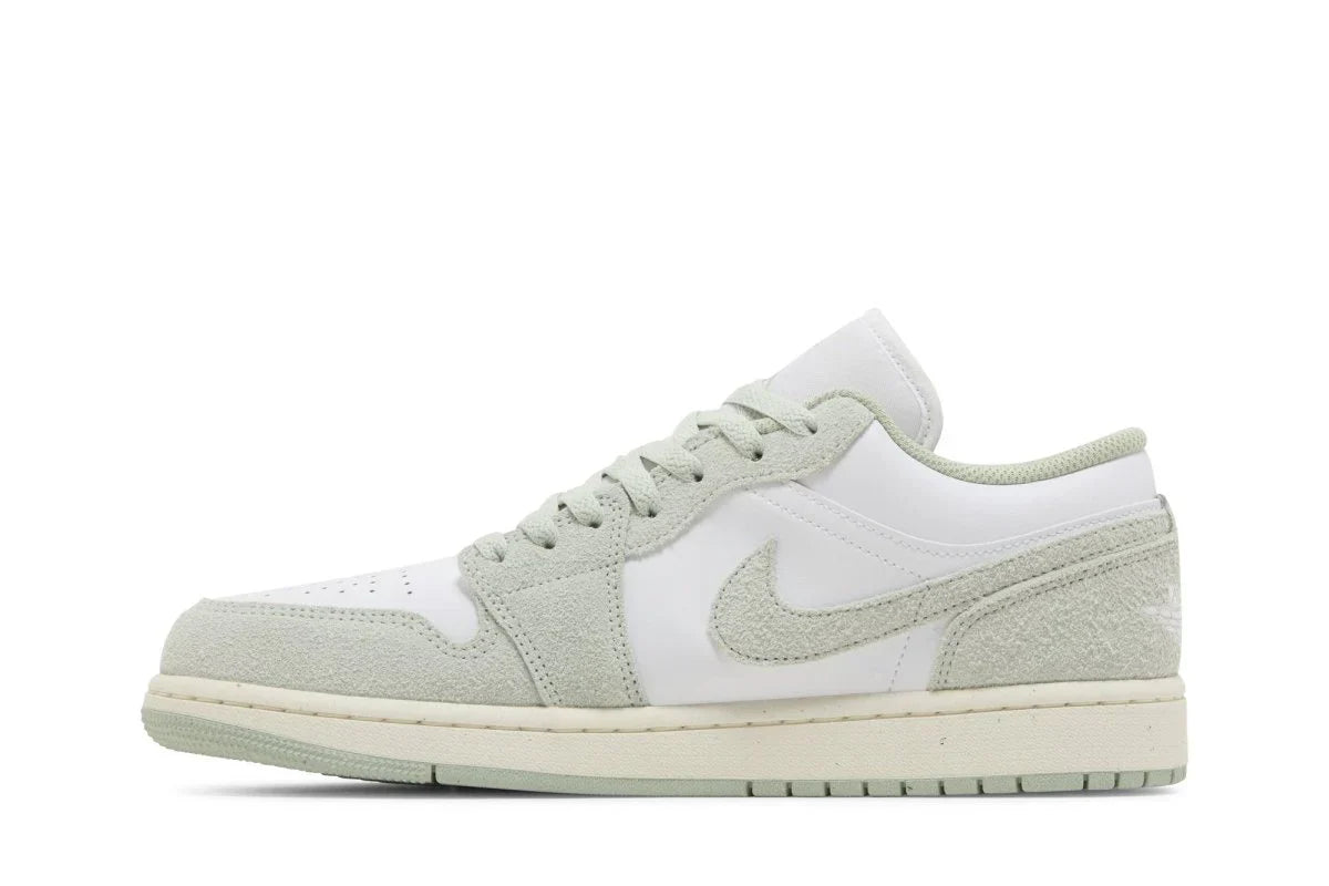 Low Light Green