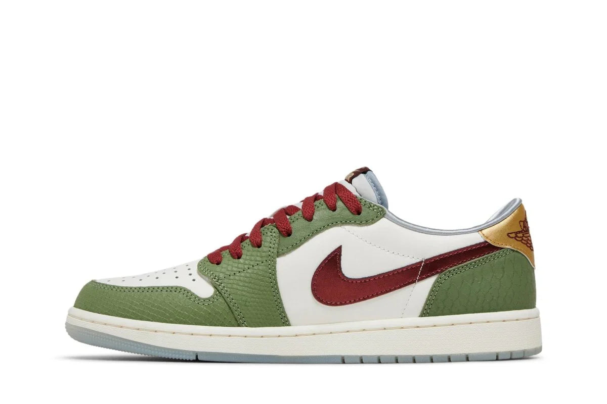 Low Og Year of Dragon Chinese New Year Green