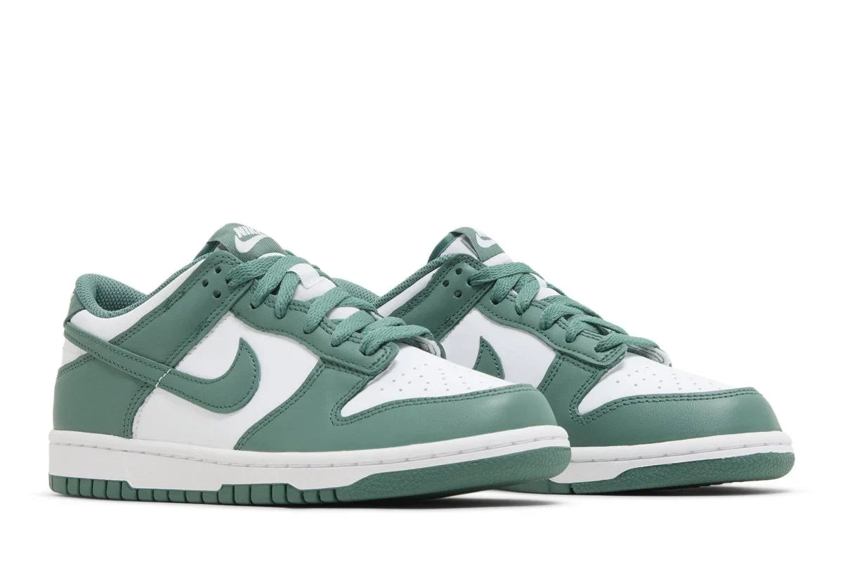 Low Bicoastal Green
