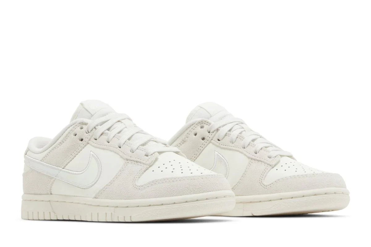 Low Iridescent Beige